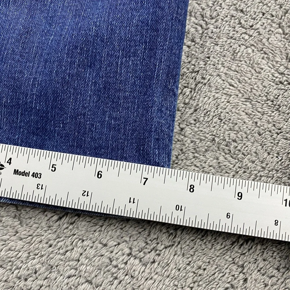 Levis logo worn